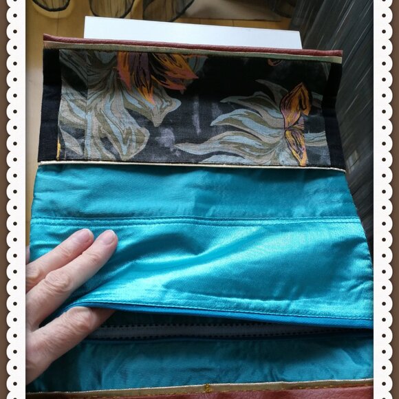 PURSE HANDMADE SOFT BROWN FAUX LEATHER LEAVES PRINT COTTON GOLD TONE RIBBON - Picture 5 of 5